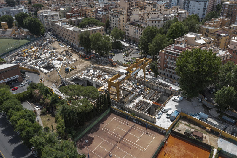 momapix_438171_pos_28