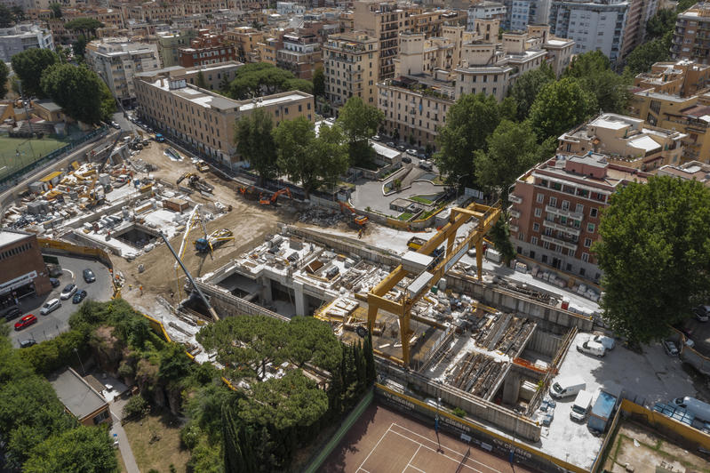 momapix_438172_pos_27