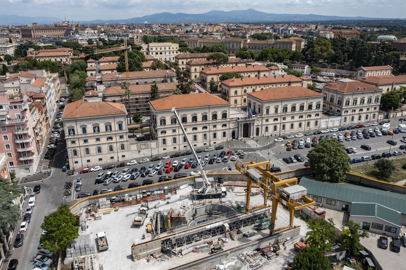 momapix_438178_pos_21