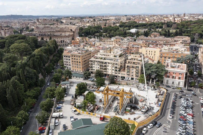 momapix_438182_pos_11