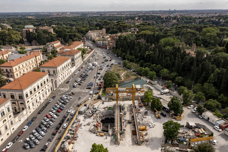 momapix_438183_pos_10