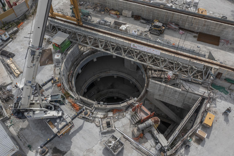 momapix_438185_pos_8