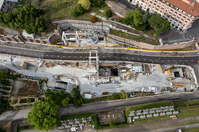 momapix_438211_pos_43