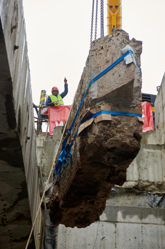 momapix_438218_pos_38