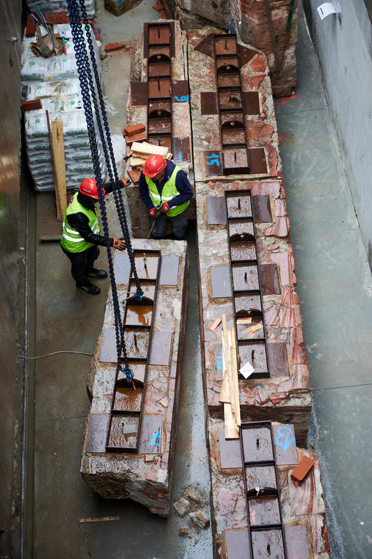 momapix_438240_pos_59