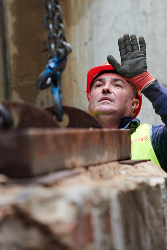 momapix_438254_pos_73