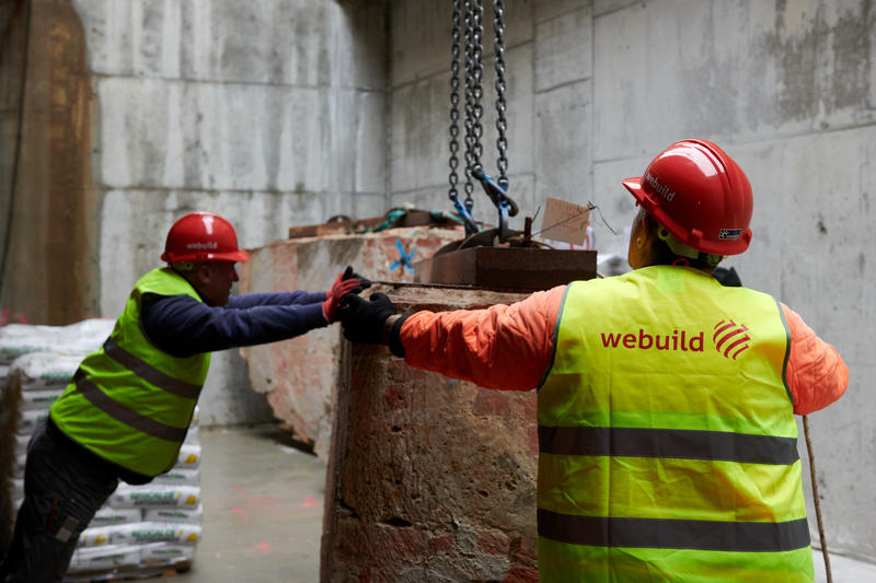 momapix_438287_pos_106