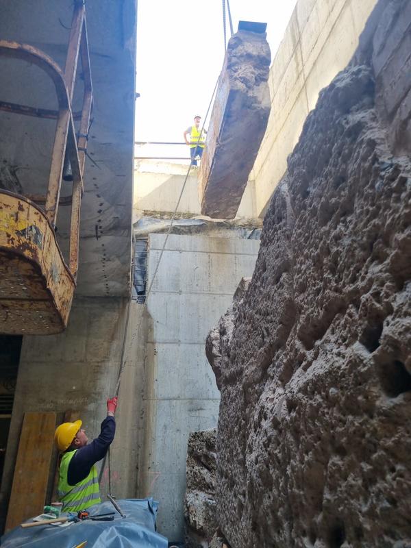 momapix_438289_pos_33