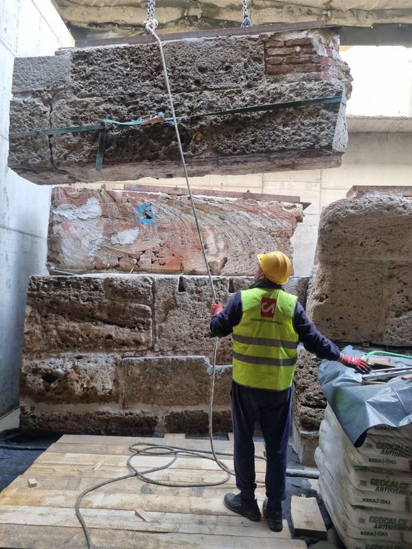 momapix_438290_pos_34