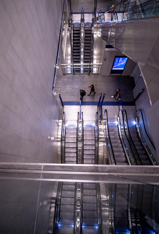 momapix_438300_pos_6