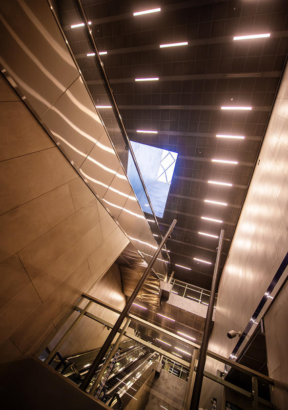 momapix_438306_pos_4