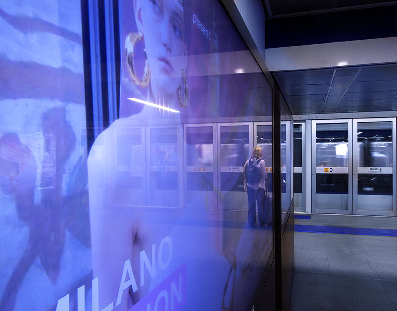 momapix_438318_pos_17