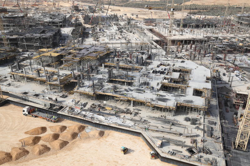 momapix_438635_pos_4