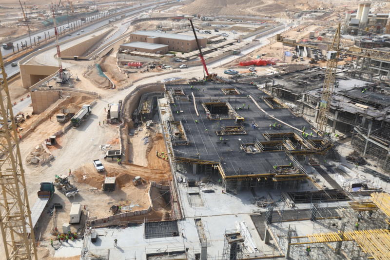 momapix_438637_pos_2