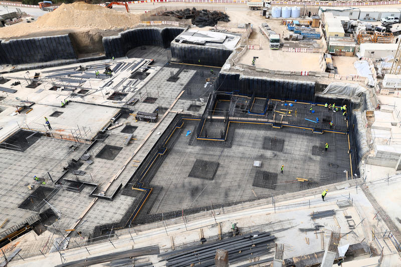 momapix_438680_pos_7