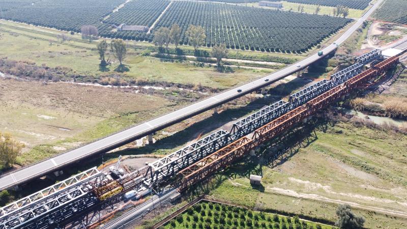 momapix_438684_pos_78