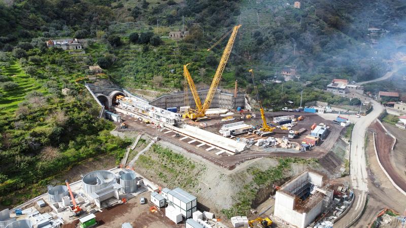 momapix_438685_pos_72