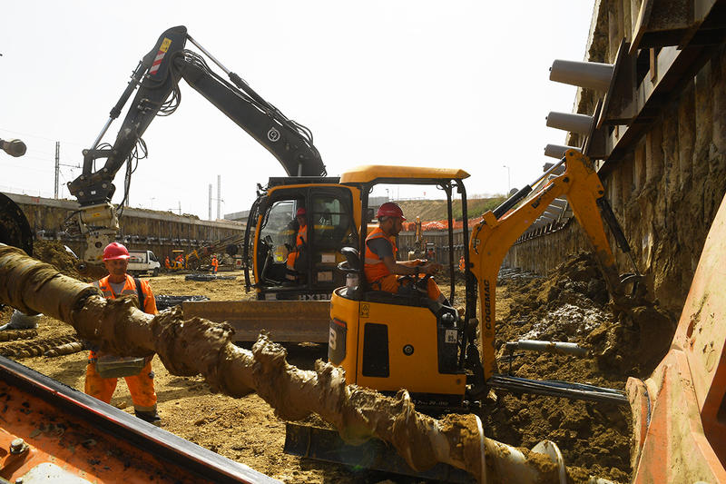 momapix_438728_pos_38