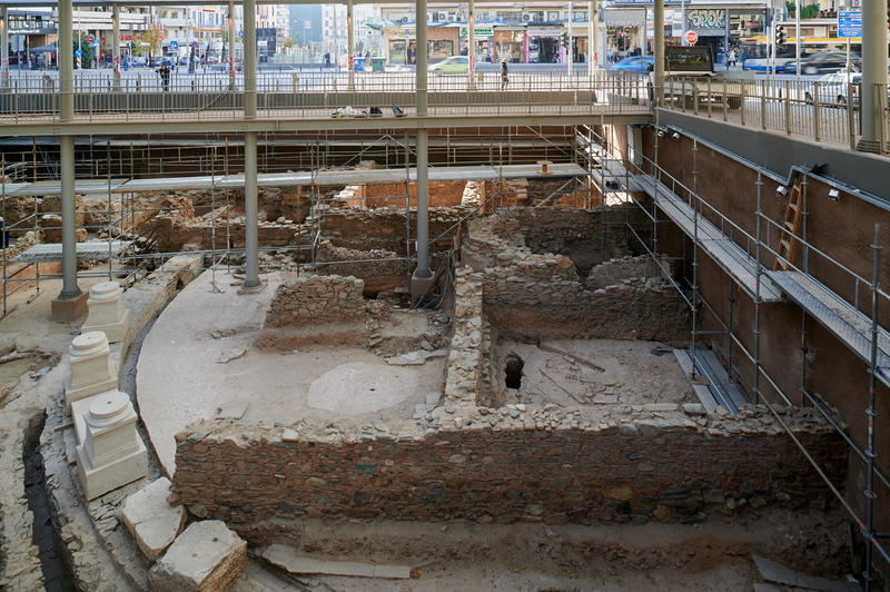 momapix_438901_pos_44