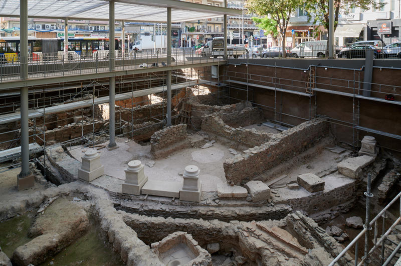 momapix_438902_pos_43