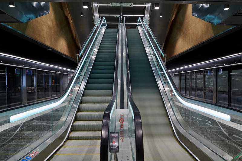 momapix_438925_pos_24