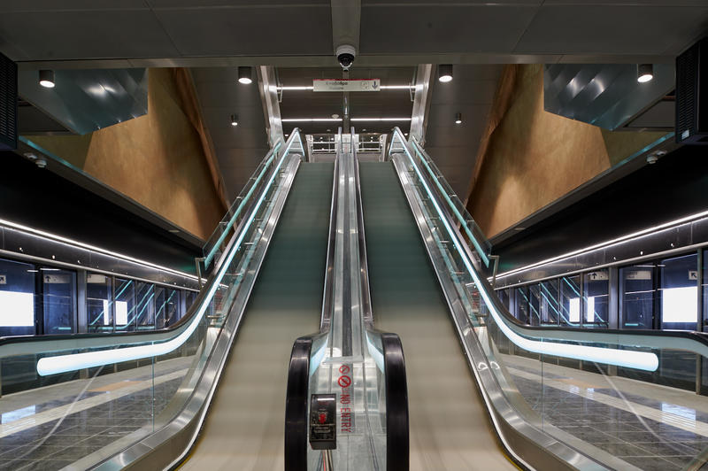 momapix_438927_pos_22