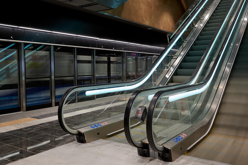 momapix_438933_pos_16