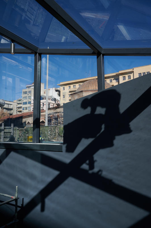 momapix_438941_pos_8