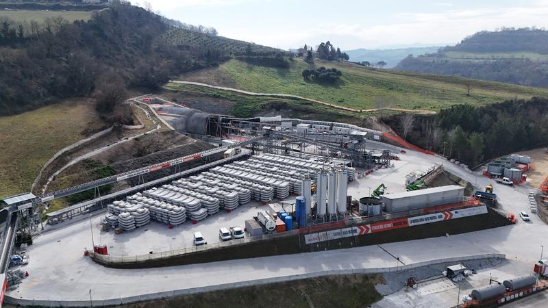 momapix_439892_pos_18