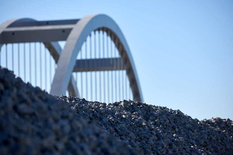 momapix_440202_pos_11