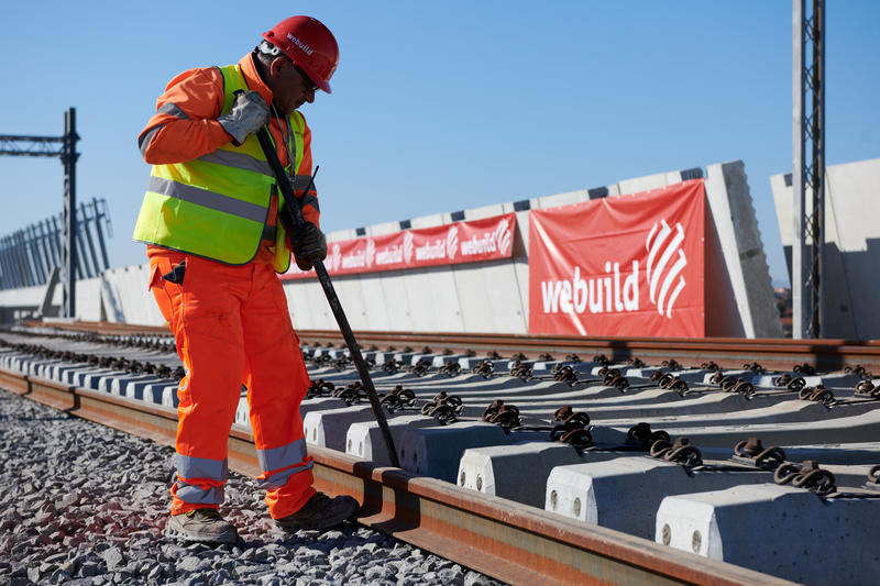 momapix_440215_pos_5