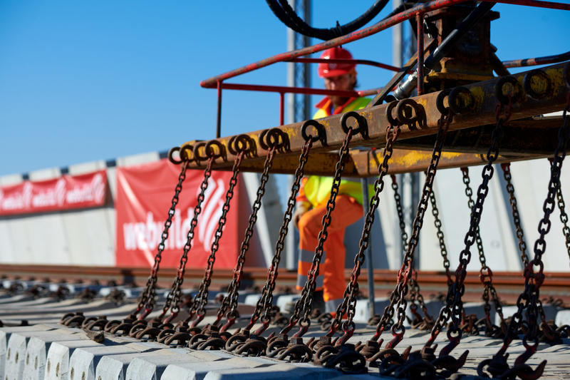 momapix_440218_pos_48