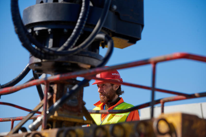 momapix_440219_pos_47