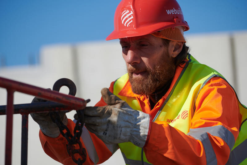 momapix_440221_pos_2