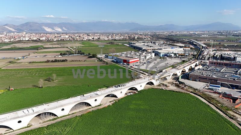 momapix_440230_pos_4