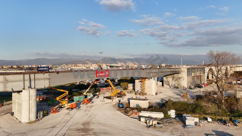 momapix_440238_pos_46