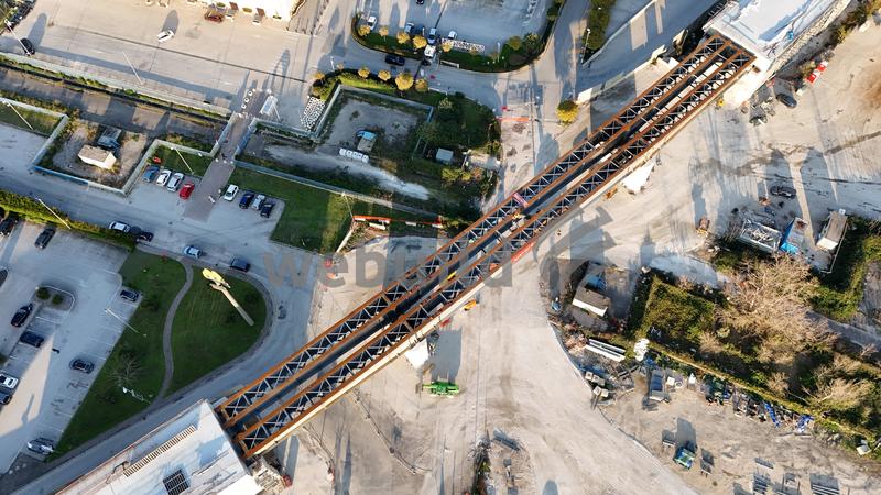 momapix_440241_pos_43