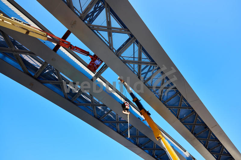 momapix_440255_pos_31