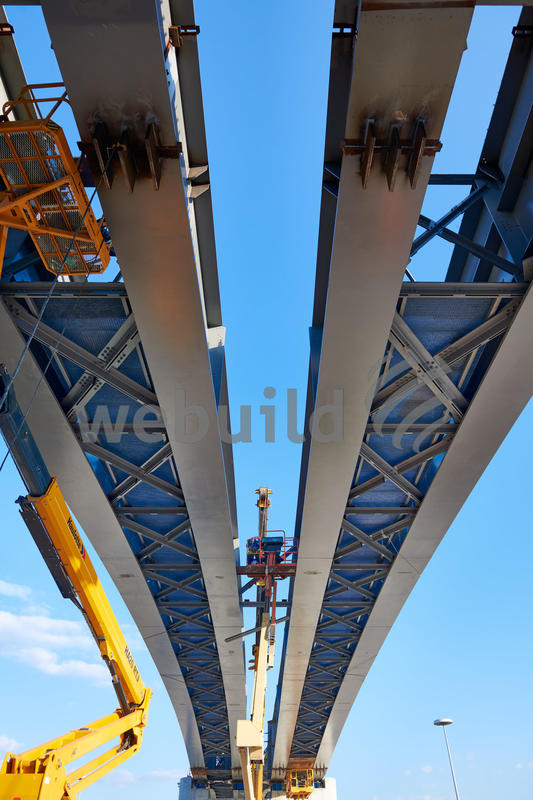 momapix_440258_pos_28