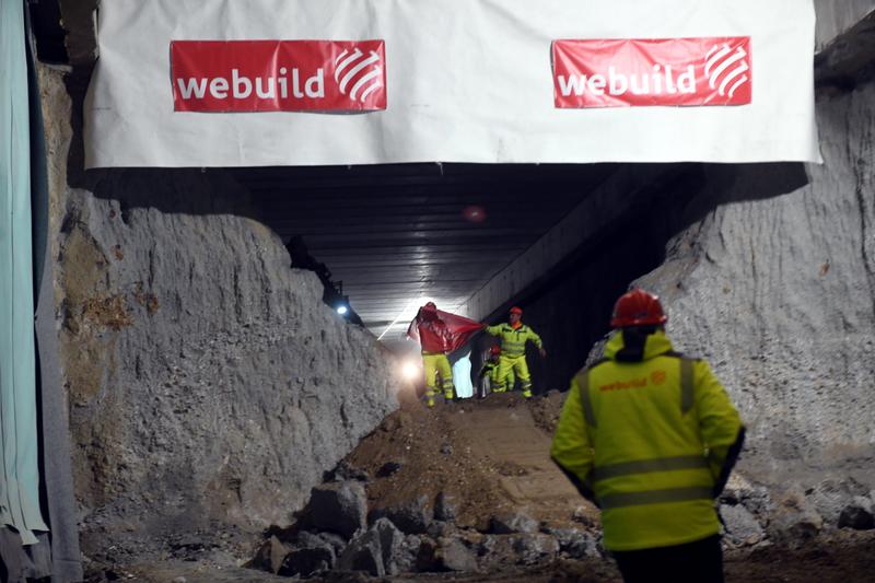 momapix_440270_pos_16