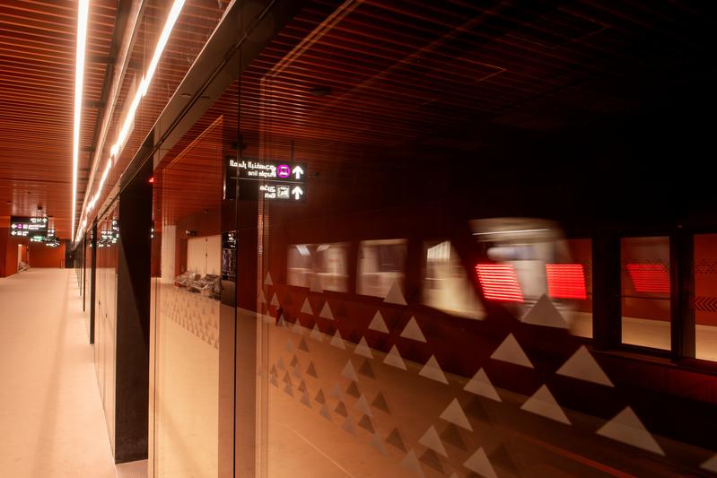 momapix_440800_pos_9