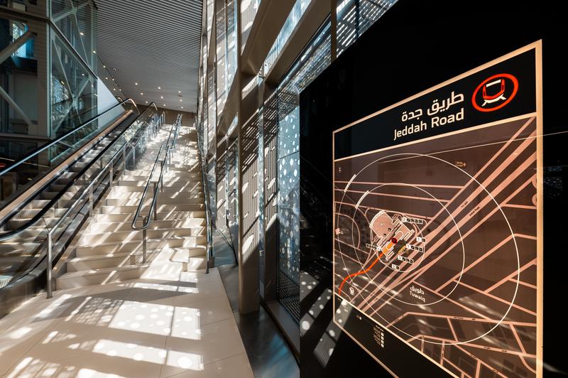 momapix_440828_pos_37