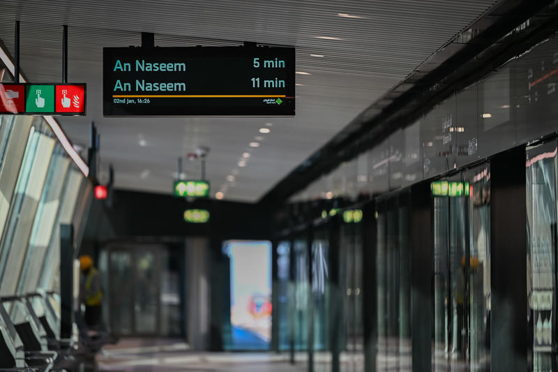 momapix_440842_pos_4