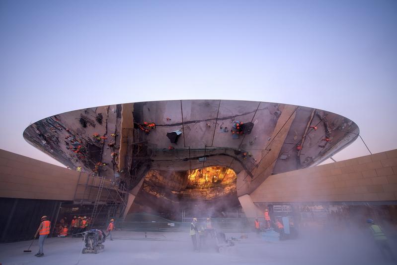 momapix_440855_pos_48