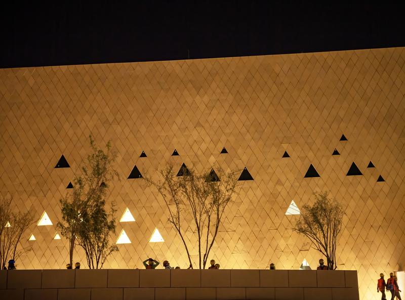 momapix_440861_pos_29