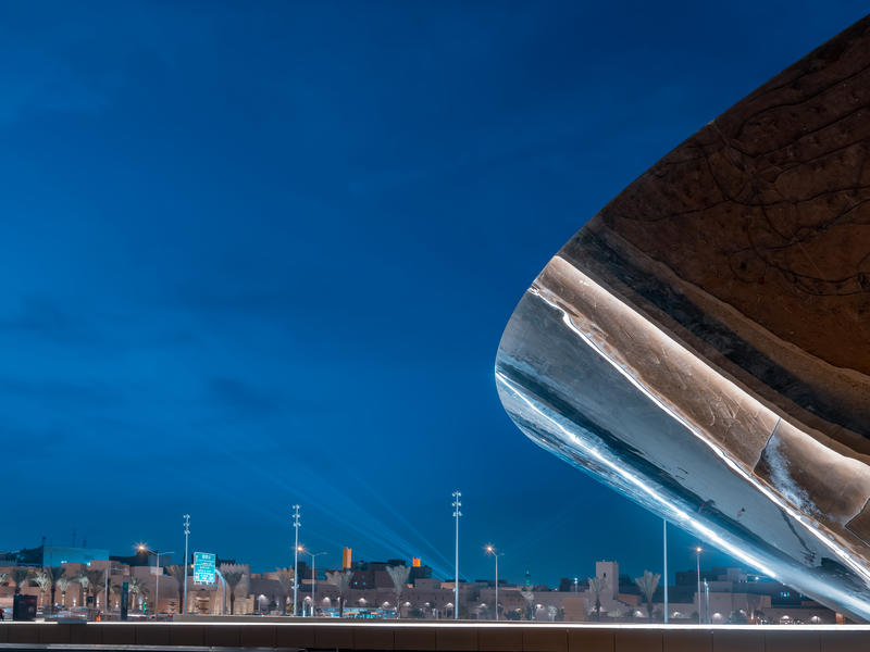 momapix_440873_pos_119