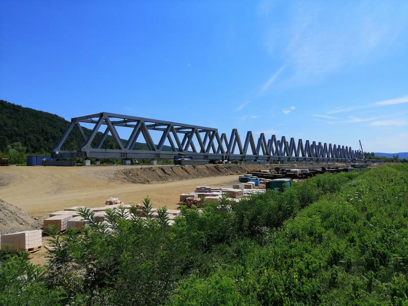 momapix_440880_pos_6