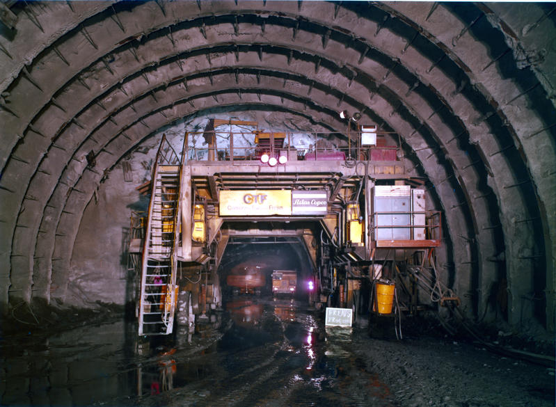 momapix_44250_pos_13