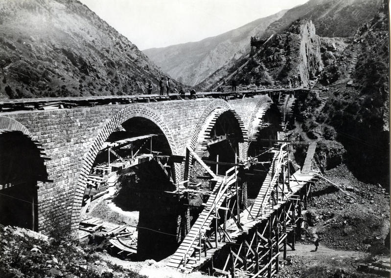 momapix_44283_pos_10