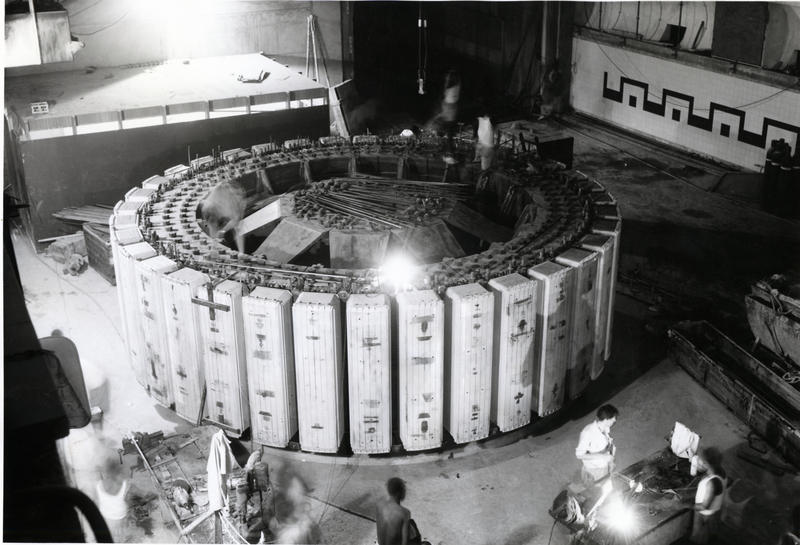 momapix_49073_pos_16